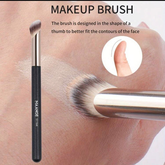 Brocha Biselada Concealer