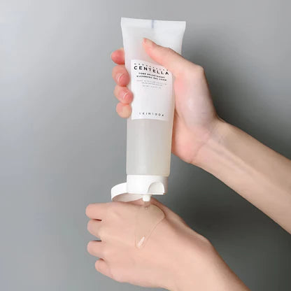 SKIN1004 Madagascar Centella Tone Brightening Cleansing Foam